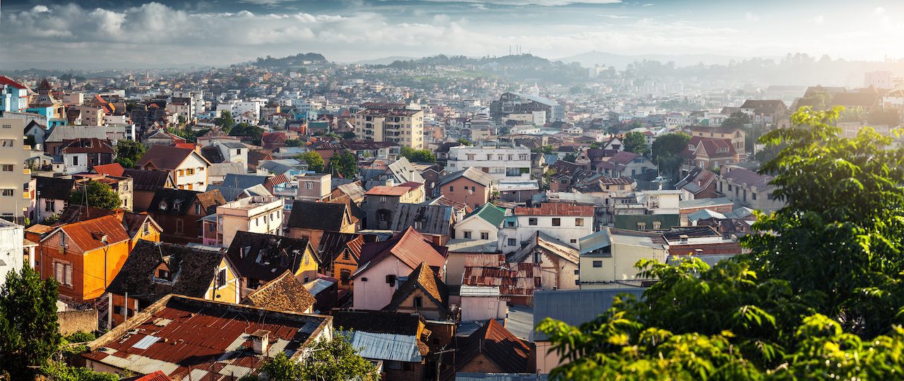 Antananarivo-centre-ville-association-de-chauffeurs-guides-de-Madagascar-1280x540